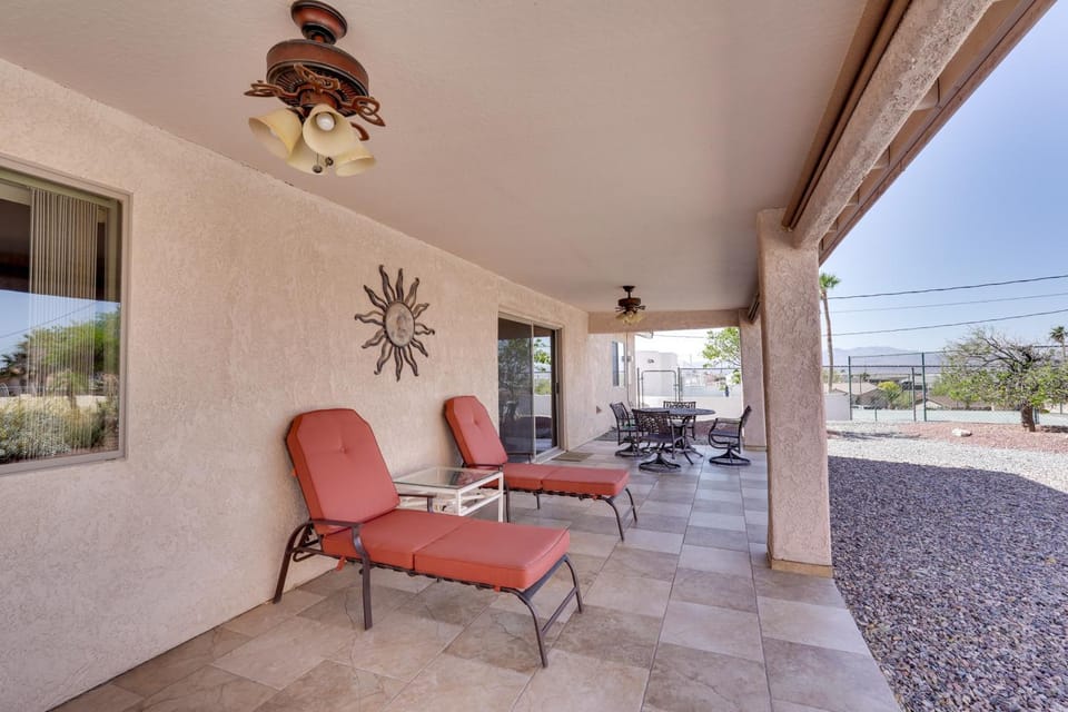 Arizona Retreat w/ Casita ~ 2 Mi to Lake Havasu House in Lake Havasu City