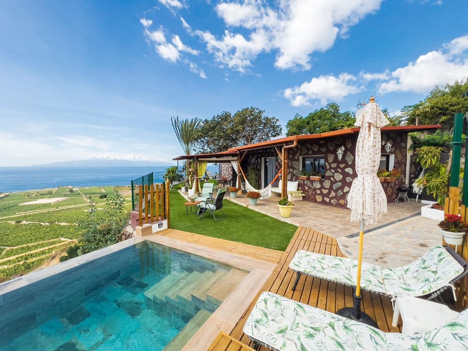 Venus House in Canary Islands