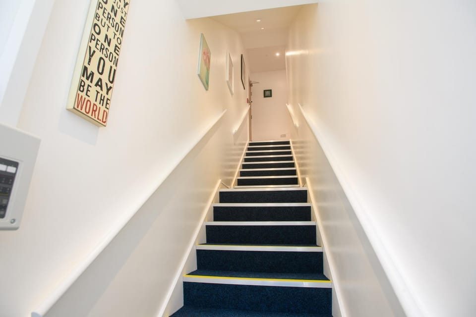 Suite 1 - Class Apartment With King Sized Bed Apartment in Lincoln