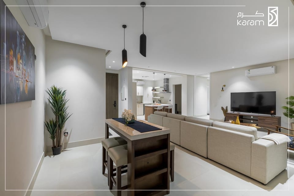 TV and multimedia, Living room, Dining area, air conditioner