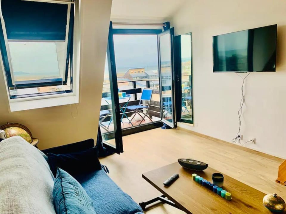TV and multimedia, Balcony/Terrace, Living room, Sea view