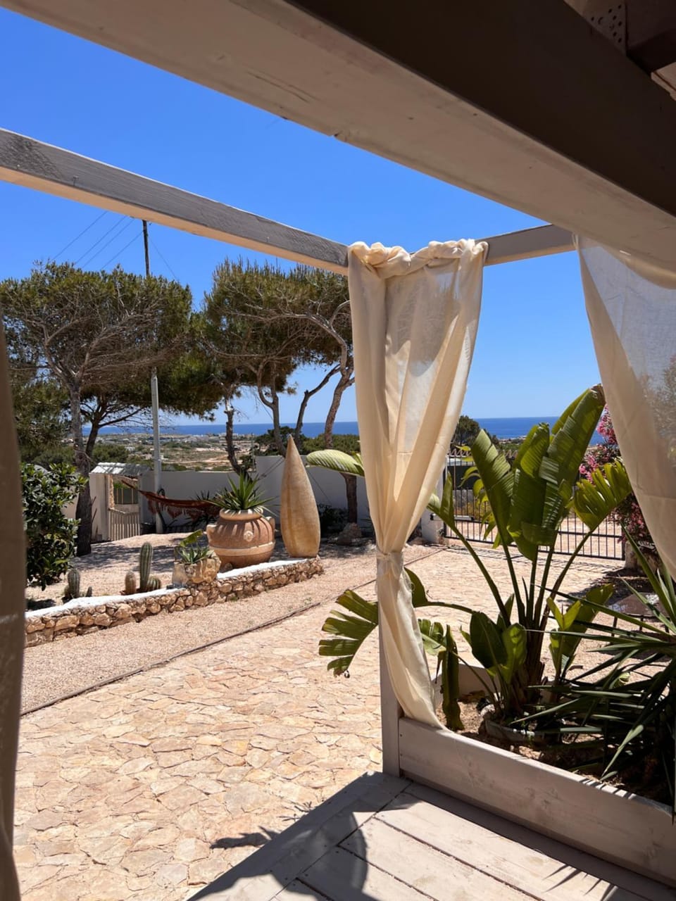 B H Lampedusa Apartment in Sicily