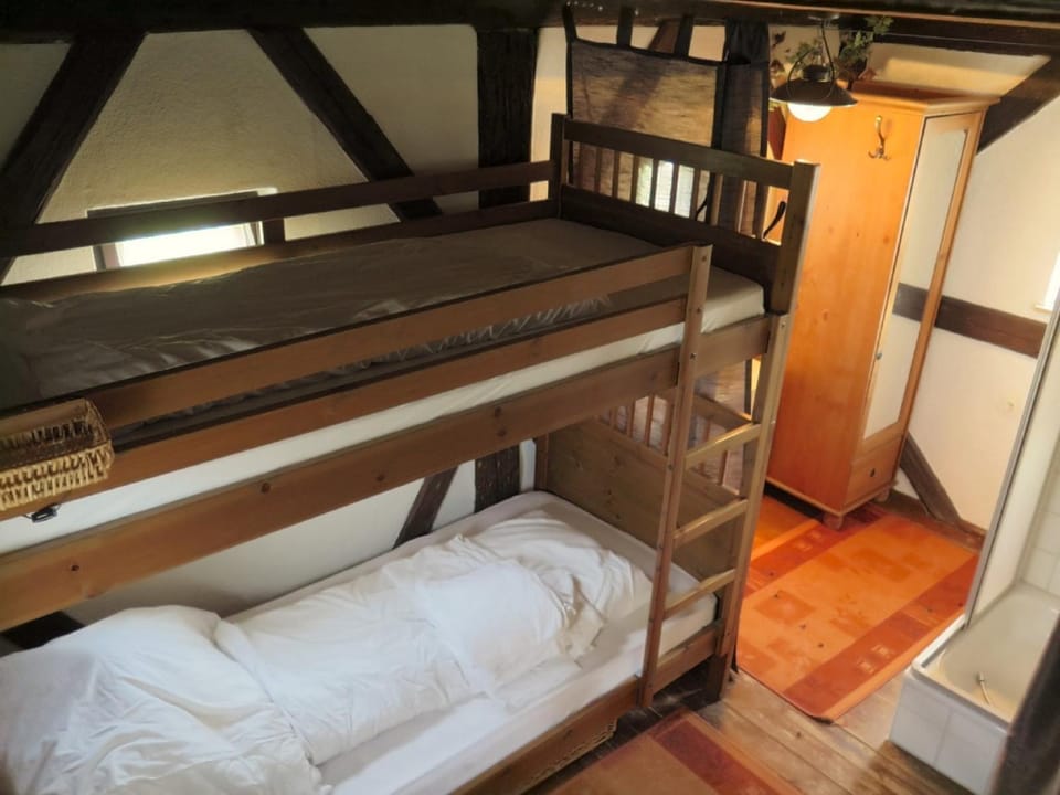 bunk bed