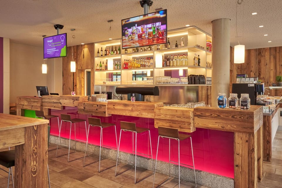 Lounge or bar