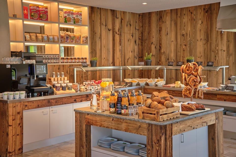 Buffet breakfast