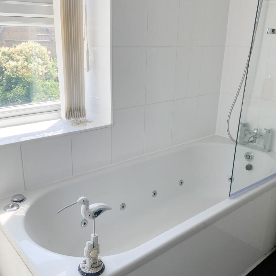 Bathroom, Bath