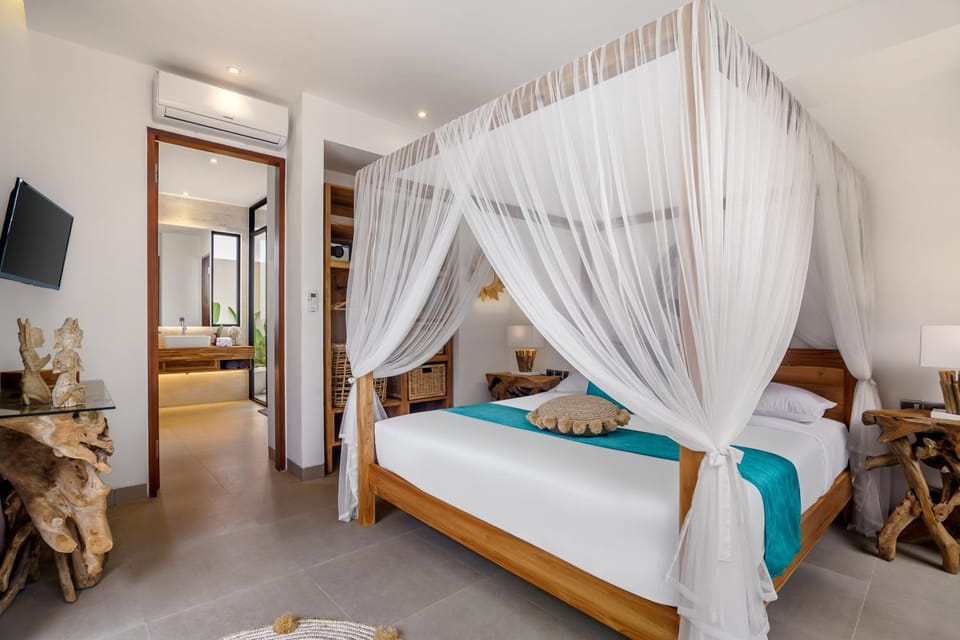Bed, TV and multimedia, Bedroom, air conditioner