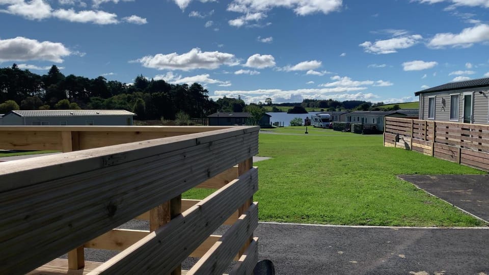 Property building, Day, Natural landscape, Garden, Garden view