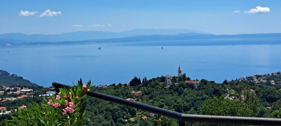 Villa Kruno, with the pool and spectacular sea view Villa in Primorje-Gorski Kotar County