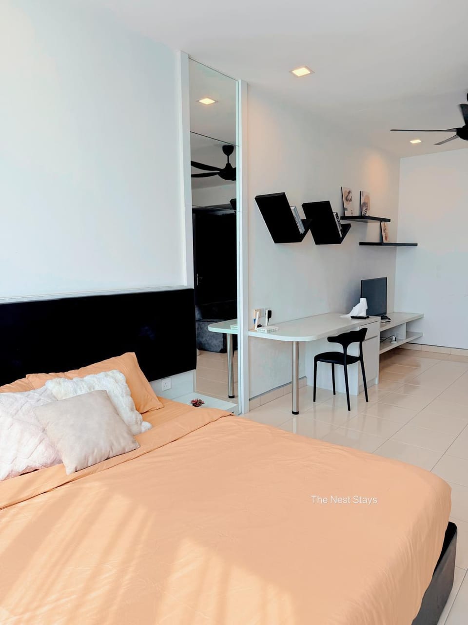 WHITE TILES 2人名宿, LANDMARK2, Sg Long, Kajang, FREE WIFI, QUIET SPACE, NICE VIEW Apartment in Negeri Sembilan, Malaysia