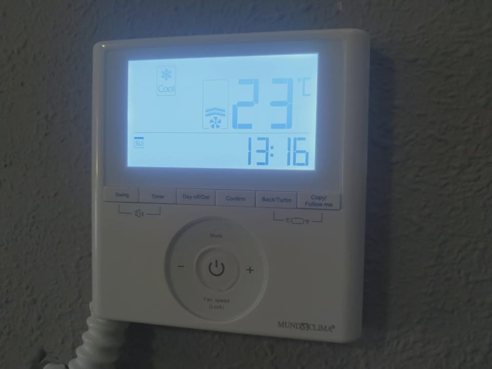 Living room, air conditioner