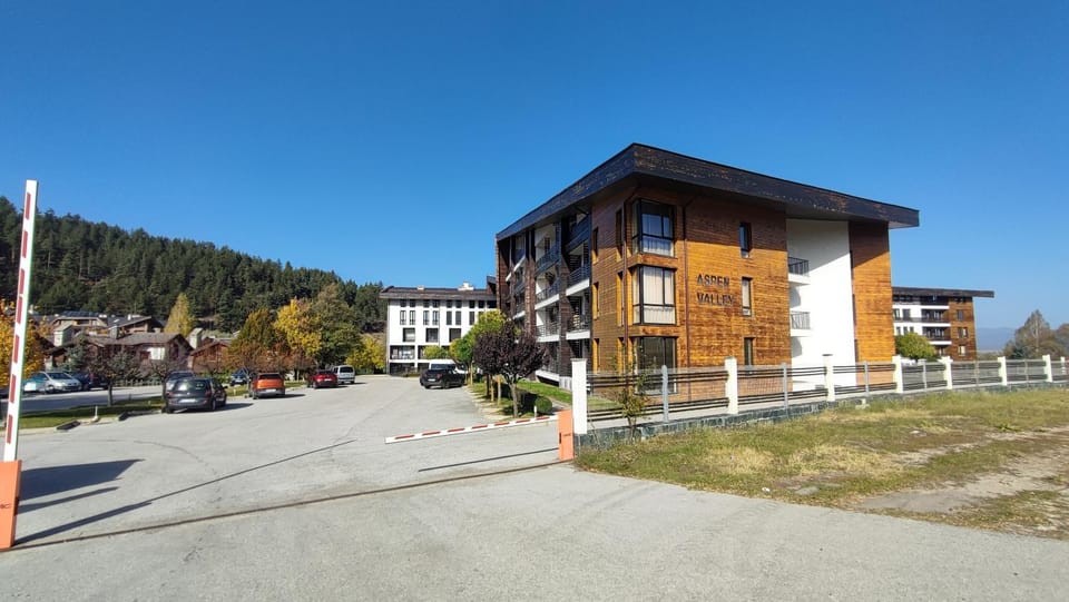 Property building, Parking