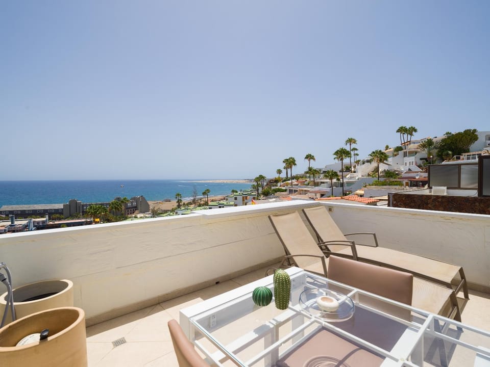 Day, Balcony/Terrace, Beach, Sea view, sunbed