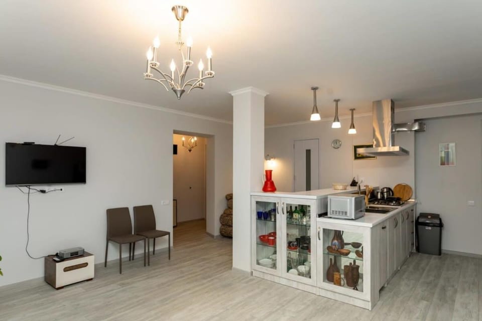 Charming 3BR Apartment In Central Tbilisi Apartment in Tbilisi, Georgia