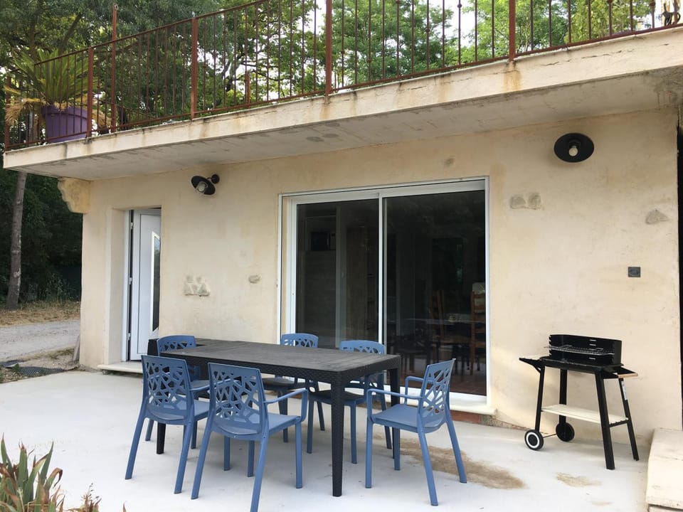 MASAPIER Apartment in Villeneuve-lès-Avignon