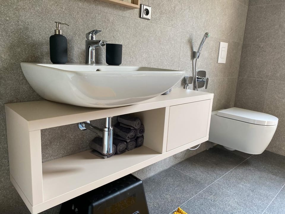 Toilet, Bathroom
