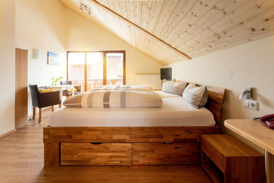 Kurbad und Landhaus Siass Bed and Breakfast in Tyrol