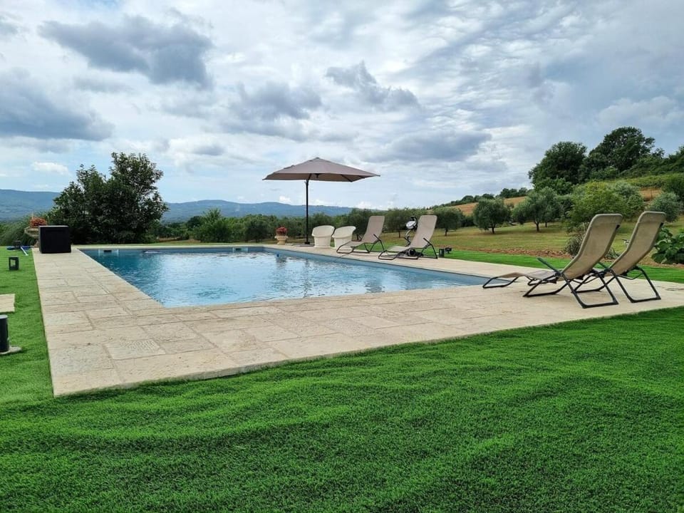 Pool view, Swimming pool