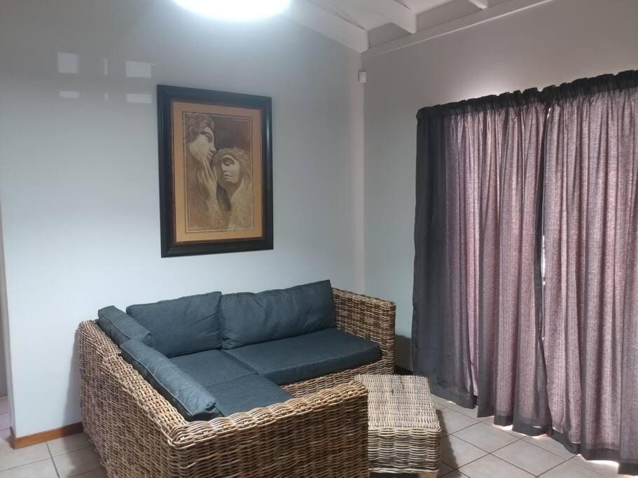 Ebeneezer Self-Catering Guesthouse in the Lowveld Apartment in South Africa