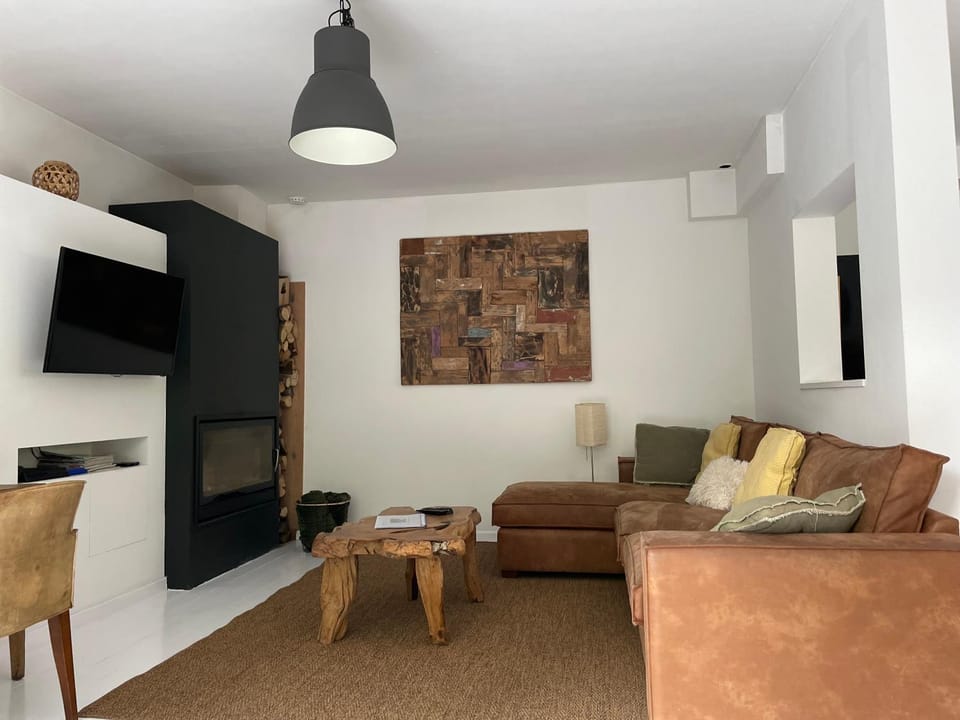 GRANDE MAISON COZY, SUD, 15 MIN SPA FRANCORCHAMPS House in Belgium