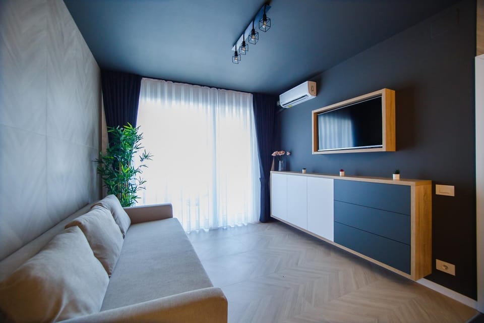 TV and multimedia, Seating area