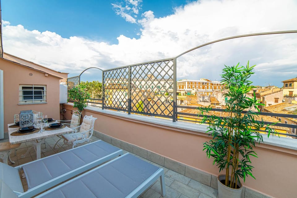 Balcony/Terrace, Balcony/Terrace