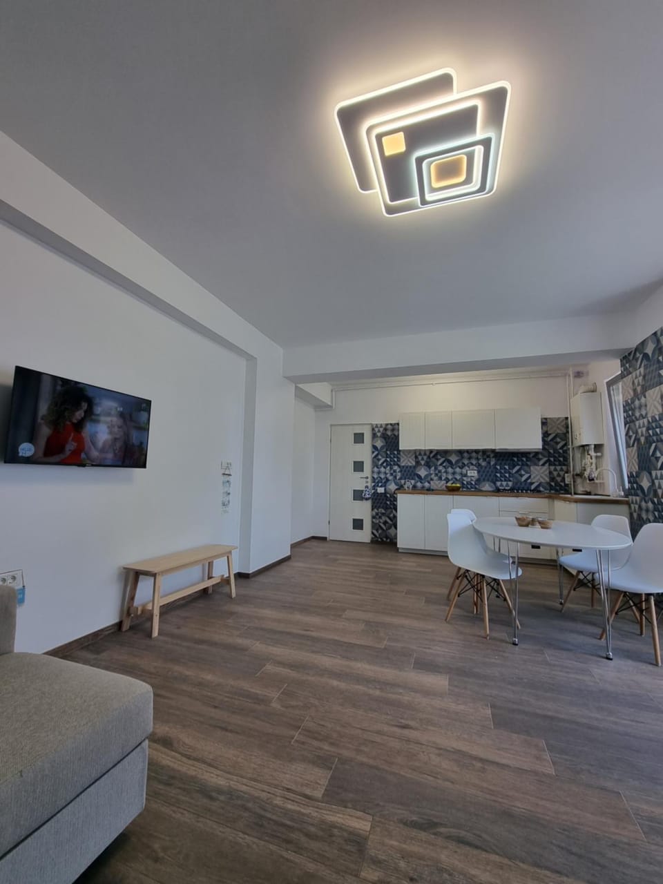 Living room, Seating area, Dining area