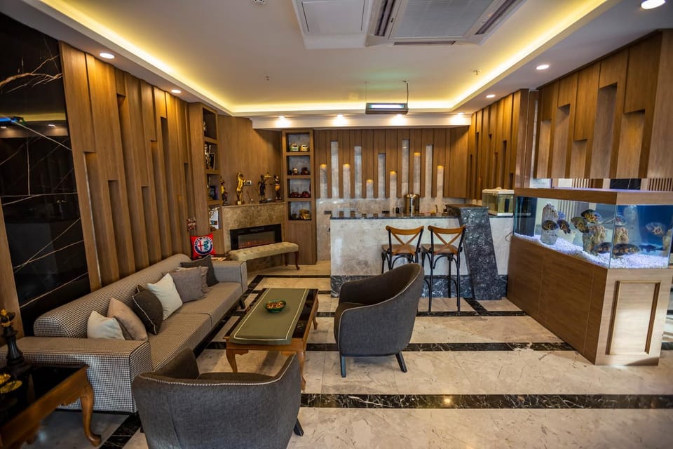 Lounge or bar, Seating area