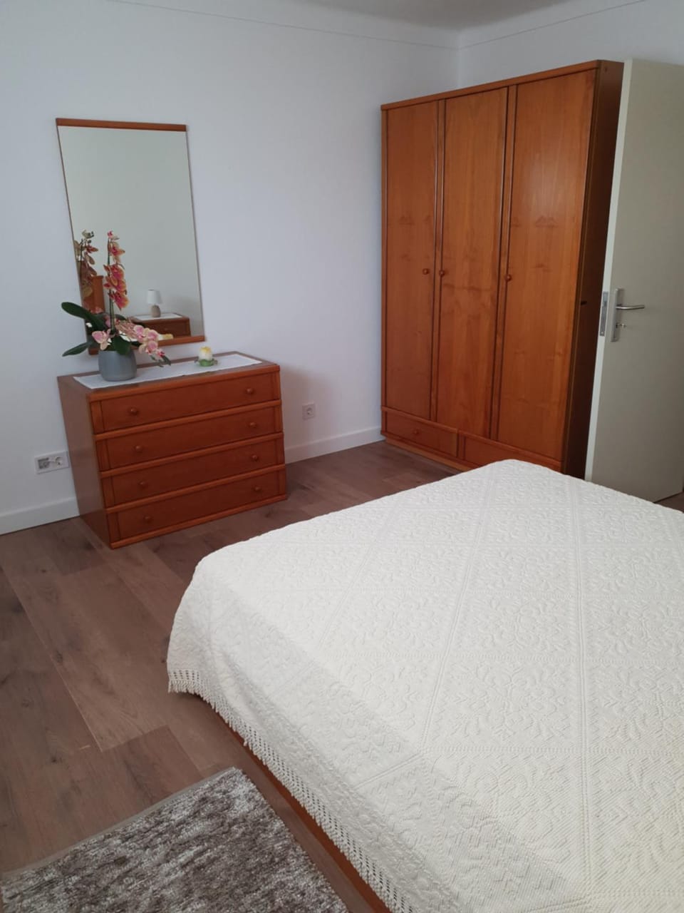 Bed, Bedroom, wardrobe
