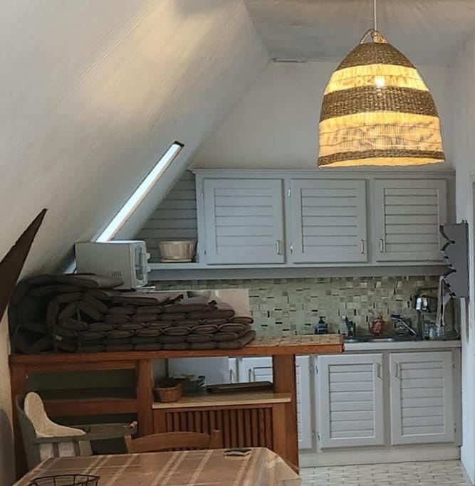 Kitchen or kitchenette, stove