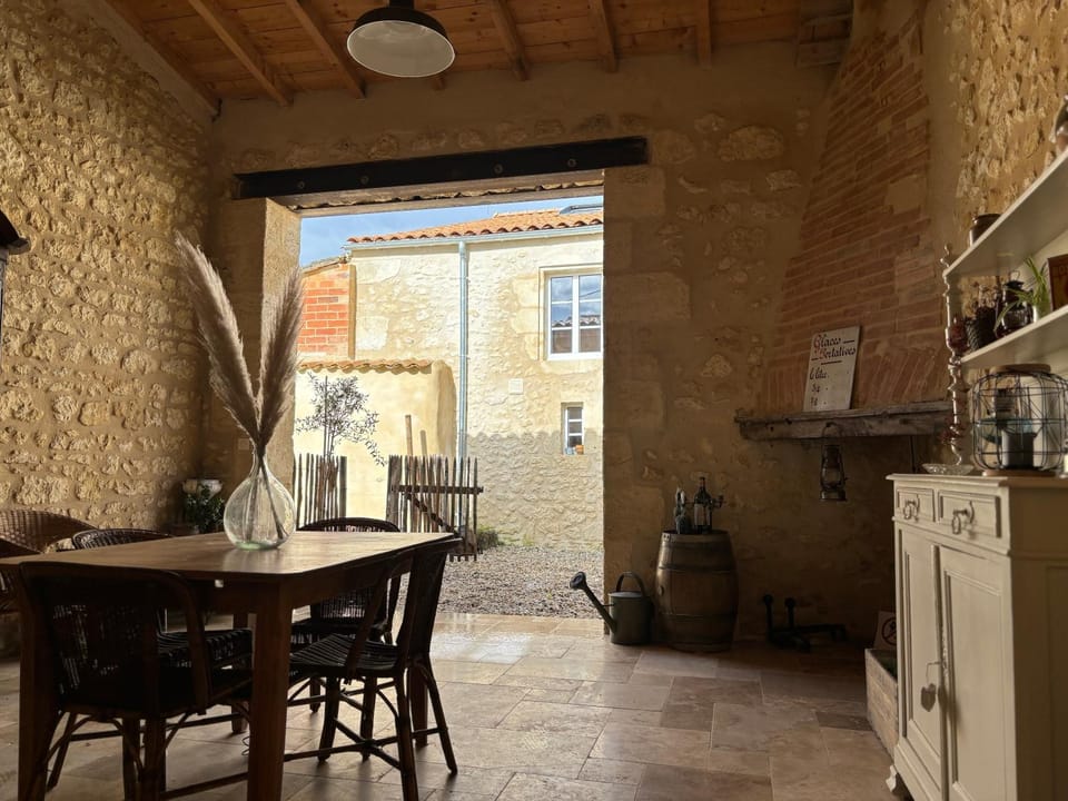 Château La Fon du Berger House in Nouvelle-Aquitaine