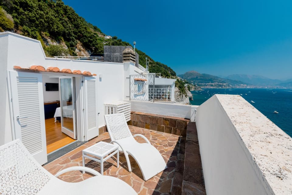 Patio, Mountain view, Sea view