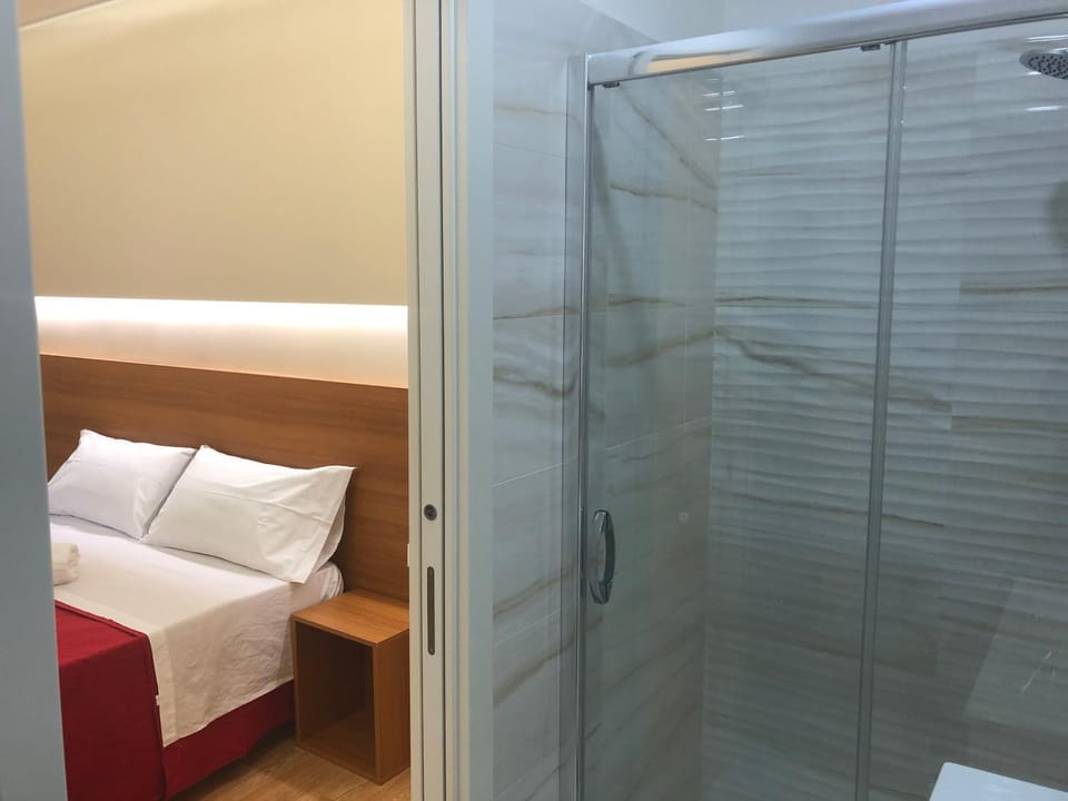 Bed, Bathroom
