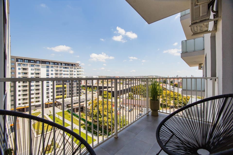 Balcony/Terrace, City view, City view