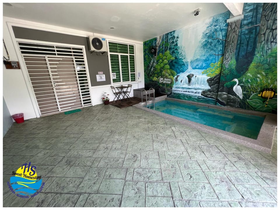 Private Pool HS Sweet Homestay Kemaman House in Terengganu, Malaysia
