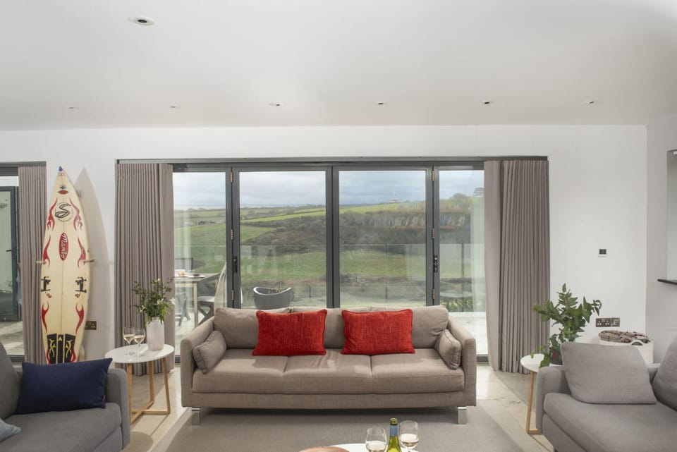 View (from property/room), Living room, Seating area, Sea view