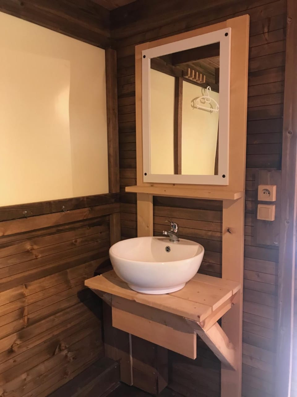 Le Nid Campground/ 
RV Resort in Hourtin