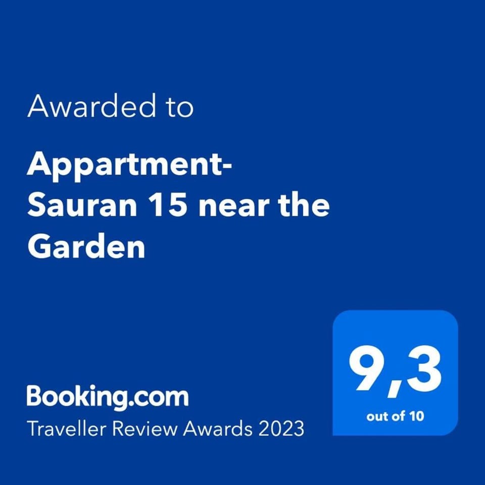 Appartment- Sauran 15 near the Garden Apartment in Kazakhstan