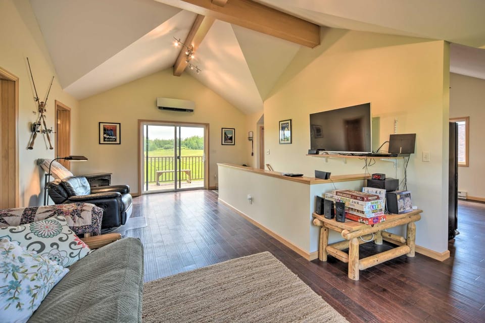 Duluth Studio w/ Sauna on Working Horse Farm! Apartment in Wisconsin