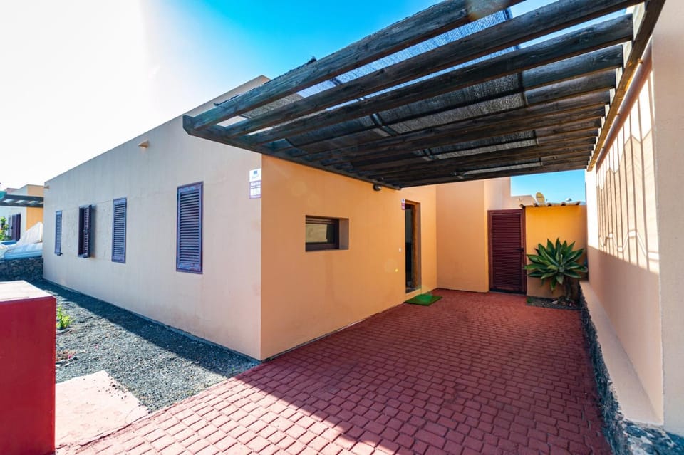 Villa KAZUMI House in Maxorata
