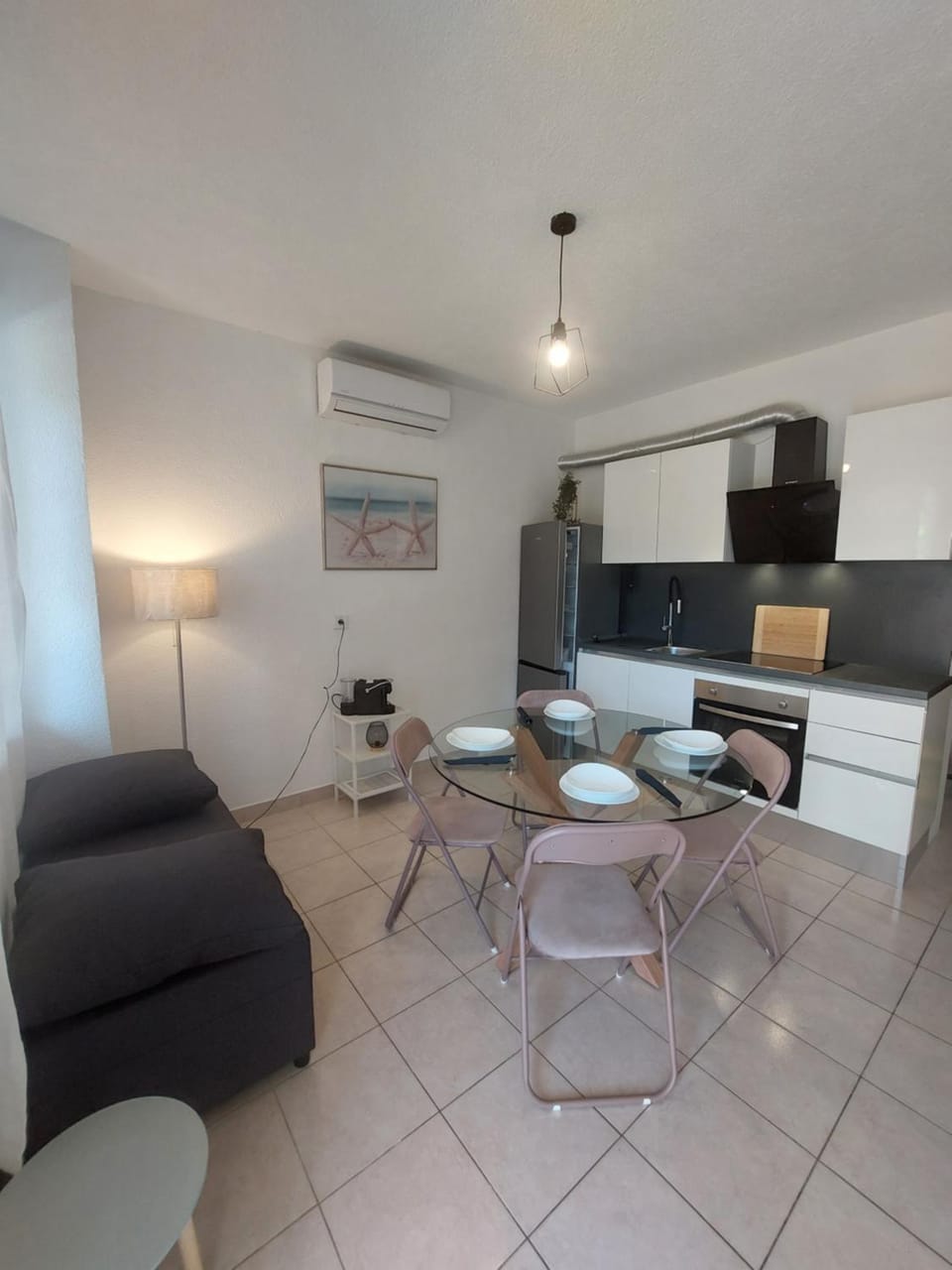 Apartment Lidija Apartment in Okrug Gornji