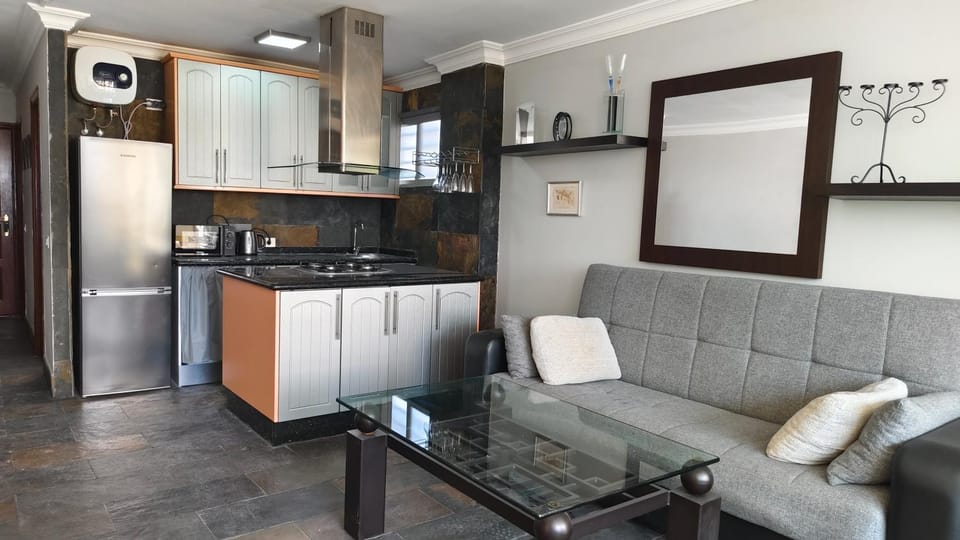 Living room, kitchen