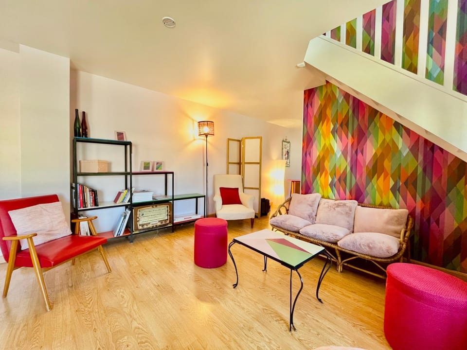 BERNARDINE - Hyper Centre Reims Parking Inclus Apartment in Reims