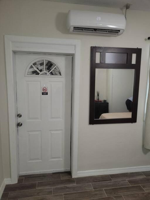 Sunshine Apartment in Town N Country