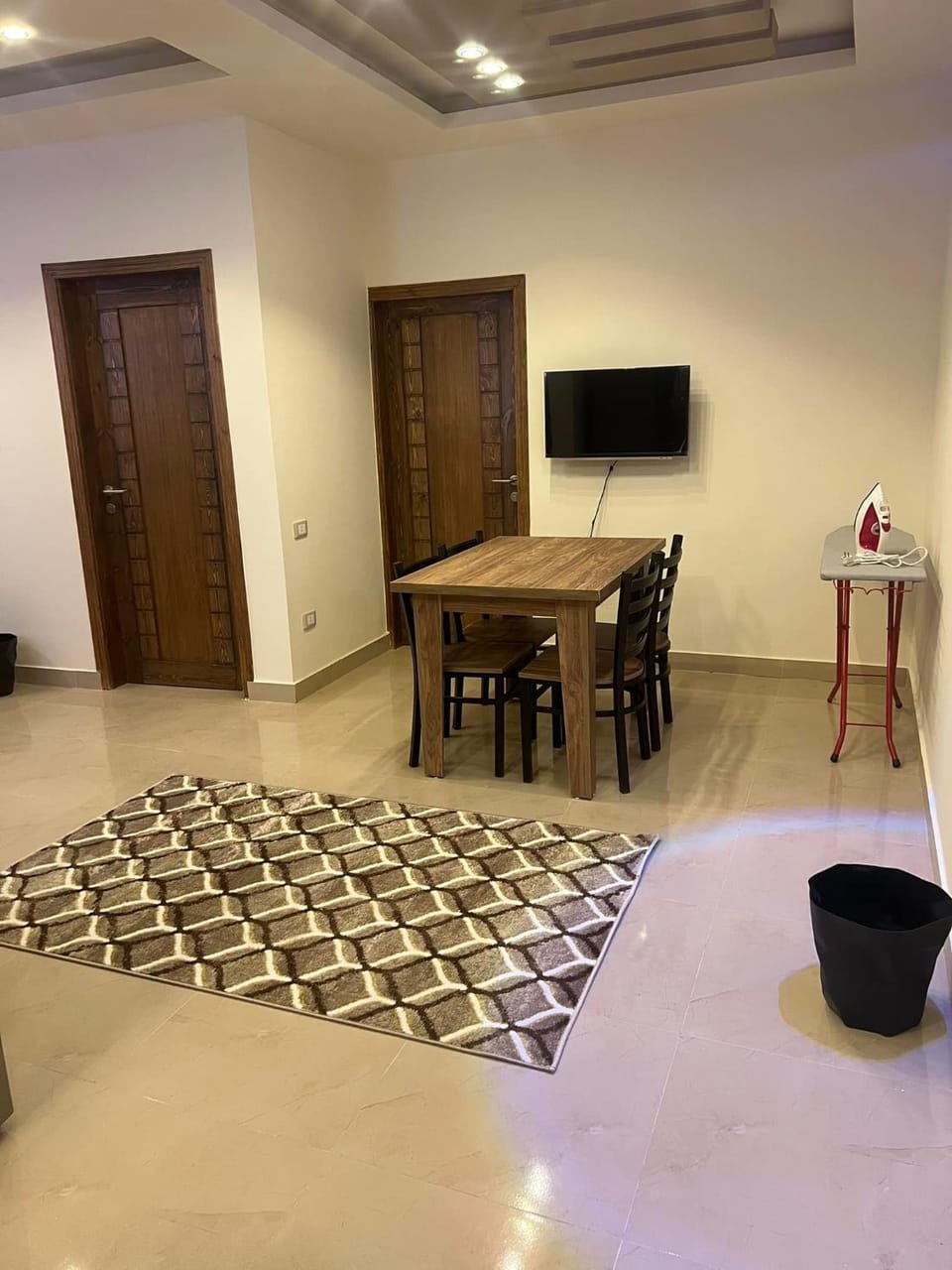 TV and multimedia, Seating area