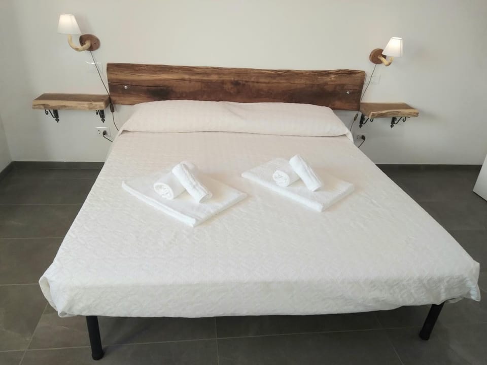 Agriturismo Le Macere Farm Stay in Province of Massa and Carrara