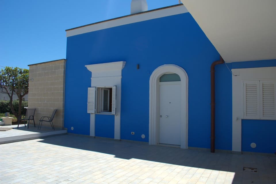 Property building, Day