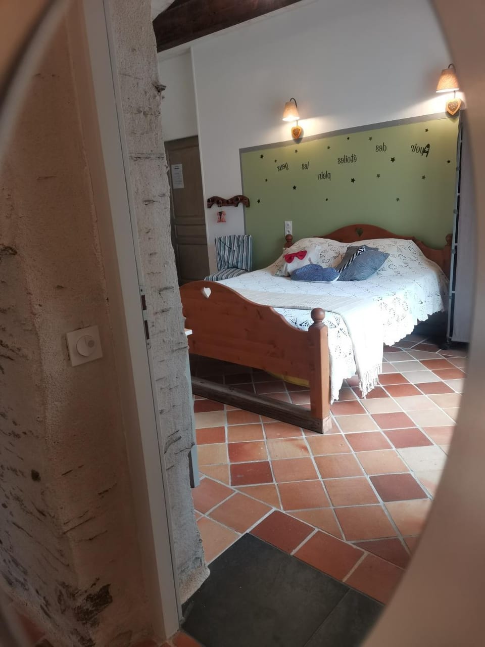 Photo of the whole room