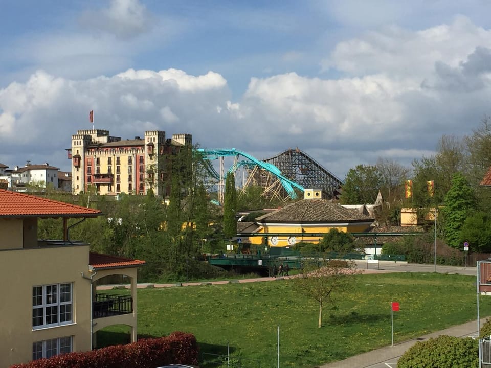 Property building, Entertainment