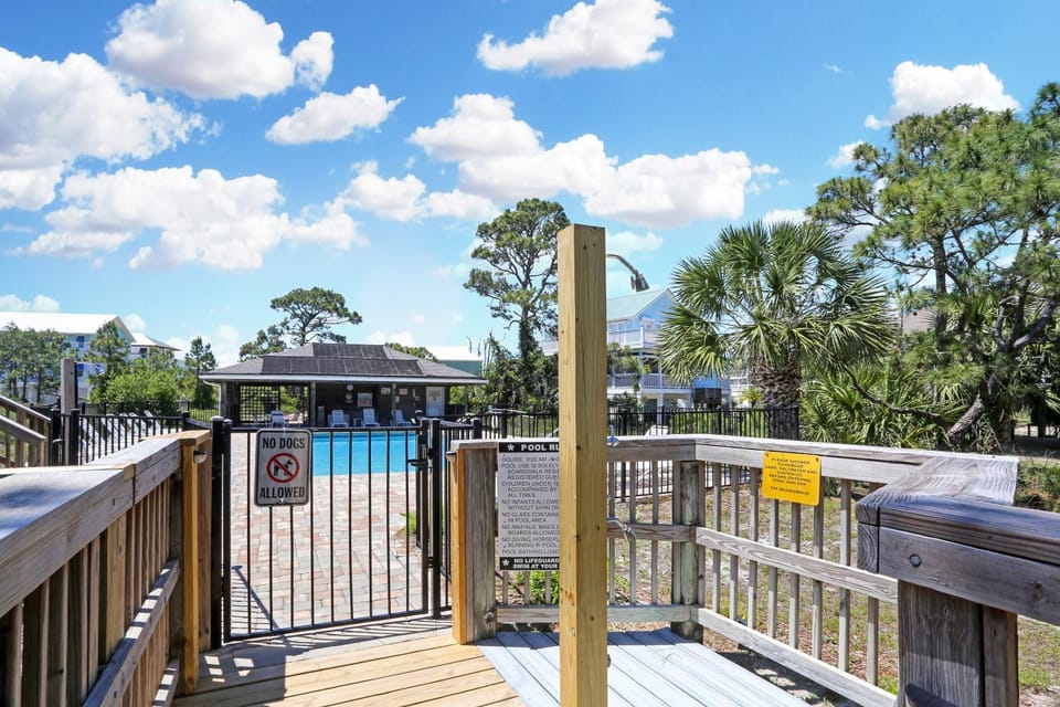 A Swell Life by Pristine Properties Vacation Rentals House in Florida